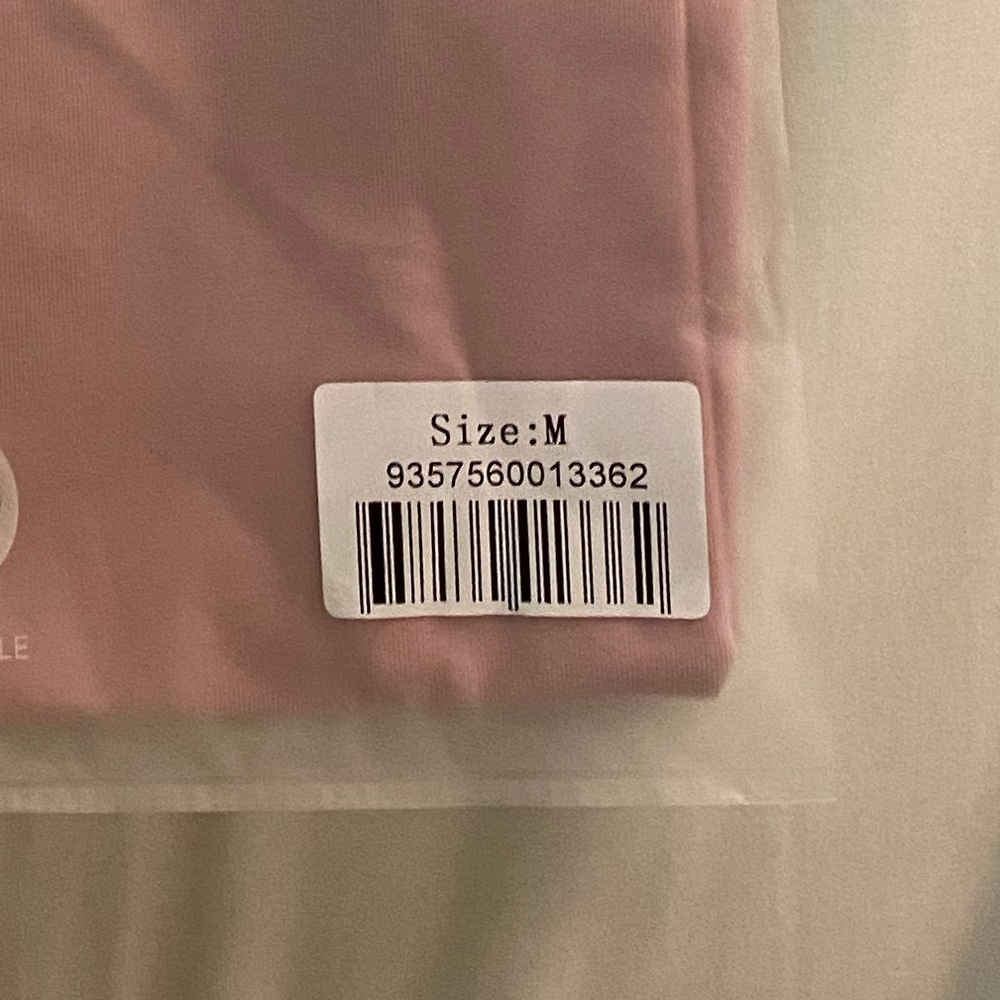 Saski Collection Tank Top - Picture 5 of 5